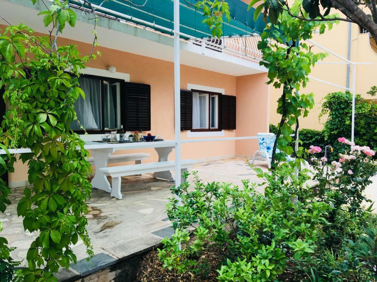 Apartments Katarina Vodice Exterior foto